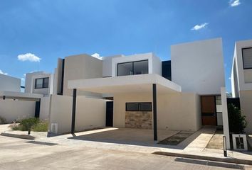 Casa en  Calle 18 108-108, Cholul, Mérida, Yucatán, 97305, Mex