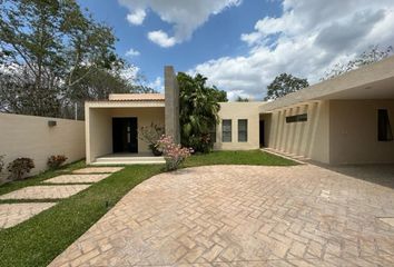 Casa en  Calle 18 108-108, Cholul, Mérida, Yucatán, 97305, Mex