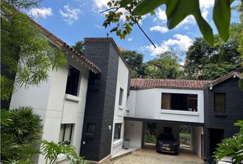 Casa en  Las Lomas, Medellín