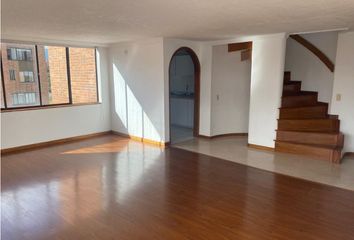 Apartamento en  Niza Viii, Bogotá