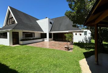 Casa en  Monteserrin, Jipijapa, Quito