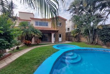 Casa en  Lomas De Cortes, Cuernavaca, Morelos