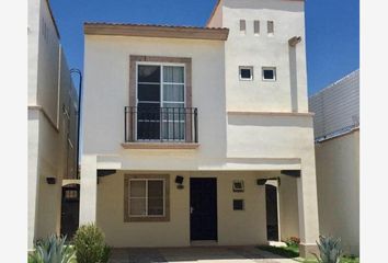 Casa en  Boulevard Senderos, Residencial Senderos, Torreón, Coahuila De Zaragoza, 27018, Mex