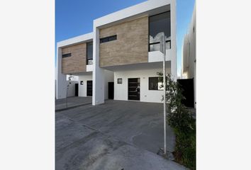 Casa en  Calle Perla, Residencial Frondoso, Torreón, Coahuila De Zaragoza, 27105, Mex