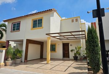 Casa en  Calle Vialidad Del Congreso, Puerta De Hierro, Culiacán Rosales, Culiacán, Sinaloa, 80100, Mex