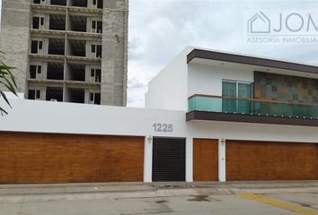 Casa en  Calle Clarión 1287-c, Raquet Club, Culiacán Rosales, Culiacán, Sinaloa, 80065, Mex