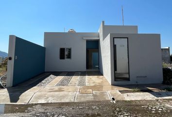 Casa en  Nuevo Milenio, Colima