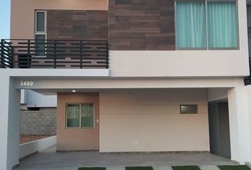 Casa en  Fraccionamiento Las Quintas, Culiacán