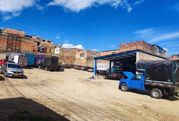 Lote de Terreno en  Ricaurte, Bogotá