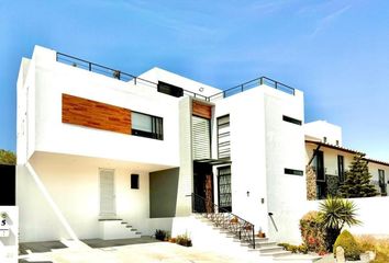 Casa en condominio en  Calle Huizache, Zibata, Zona Cactus, El Marqués, Querétaro, 76269, Mex