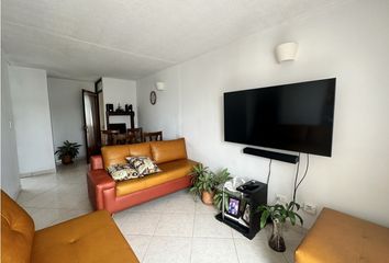 Apartamento en  Ciudad Los Álamos, Cali