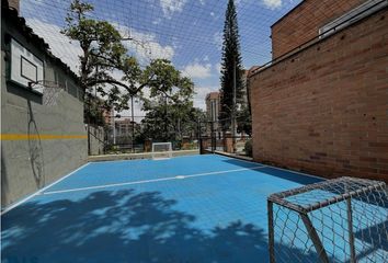 Apartamento en  Castropol, Medellín