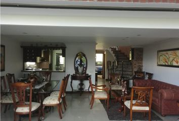 Casa en  San Lucas, Medellín