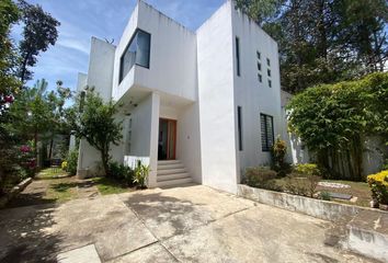 Casa en  Avenida Romerillo, De Cuxtitali, San Cristóbal De Las Casas, Chiapas, 29230, Mex