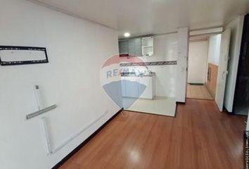 Apartamento en  Urbanización El Pinar, Madrid