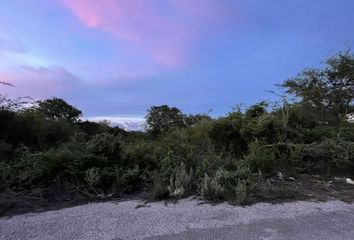 Lote de Terreno en  97302, Mérida, Yucatán, Mex