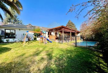 Casa en  Las Condes, Provincia De Santiago