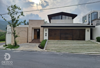 Casa en  Calle Colinas Del Ciprés, Bosques De Valle Alto, Monterrey, Nuevo León, 64989, Mex