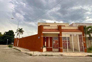 Casa en  Bosques De Yucalpeten, Mérida, Yucatán