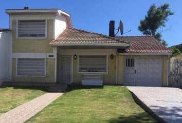 Casa en  Los Acantilados, Mar Del Plata