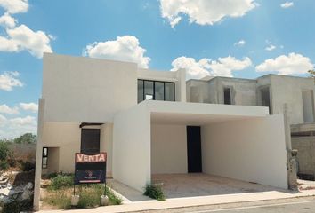 Casa en condominio en  Xcuyún, Conkal, Yucatán, Mex