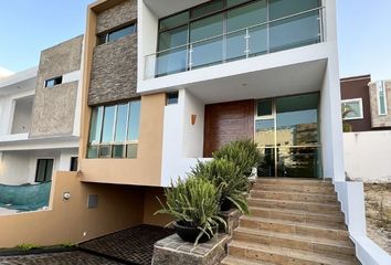 Casa en  Boulevard Valle Imperial, Valle Imperial, Zapopan, Jalisco, 45134, Mex