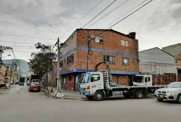 Bodega en  Pensilvania, Bogotá