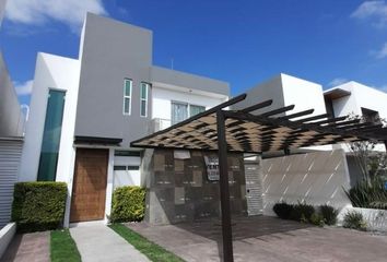 Casa en condominio en  Calle Matamoros Número 33, Privada La Cima, Santiago De Querétaro, Querétaro, 76159, Mex