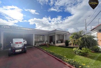 Casa en  Yanuncay, Cuenca