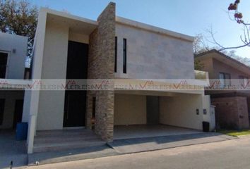 Casa en  Calle Santa Clara 174-200, El Barrial, Santiago, Nuevo León, 67340, Mex