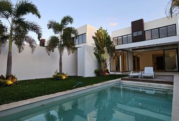 Casa en condominio en  Calle 48, X Canatún, Mérida, Yucatán, 97302, Mex