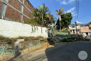 Lote de Terreno en  Aranjuez, Medellín