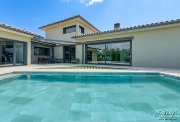 Chalet en  Navata, Girona Provincia