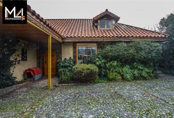 Casa en  La Reina, Provincia De Santiago