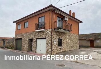 Chalet en  El Pino De Tormes, Salamanca Provincia