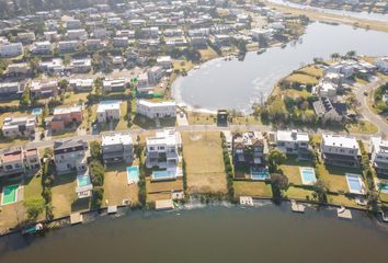 Terrenos en  Villa Nueva, Partido De Tigre