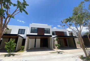 Casa en  X Canatún, Mérida, Yucatán, Mex