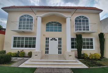 Casa en  Rincones De La Calera, Municipio De Puebla