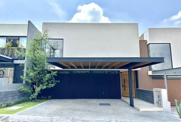 Casa en  Altozano El Nuevo Querétaro, Municipio De Querétaro