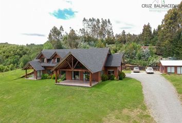 Casa en  Puerto Varas, Llanquihue