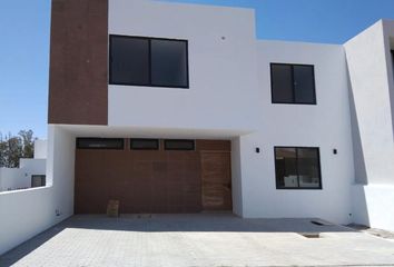 Casa en condominio en  Avenida Paseo De Las Lomas, Juriquilla, Lomas, La Antigua Juriquilla, Querétaro, 76226, Mex