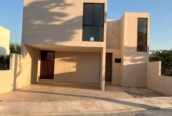 Casa en condominio en  Pueblo Chablekal, Mérida, Yucatán