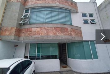 Casa en  Calle De La Colina De Mocuzari 33-37, Boulevares, Naucalpan De Juárez, México, 53140, Mex