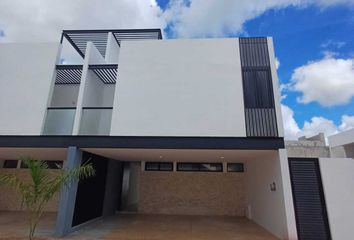 Casa en condominio en  Pueblo Conkal, Conkal