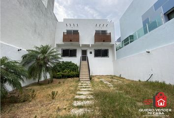 Casa en  Lomas De Ahuatlan, Cuernavaca, Morelos