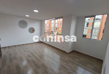 Apartamento en  Urbanización El Pinar, Madrid