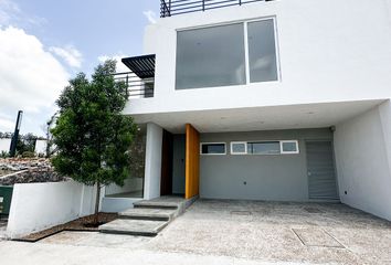 Casa en  Calle Huizache, Zibata, Zona Cactus, El Marqués, Querétaro, 76269, Mex