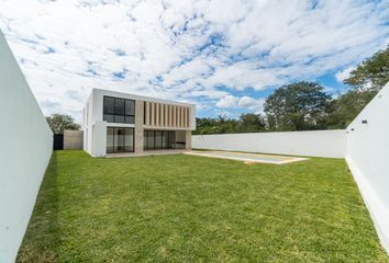 Casa en  La Rejoyada, Mérida, Yucatán