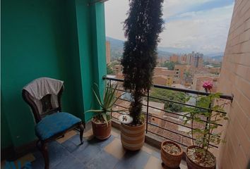 Apartamento en  La Ámerica, Medellín