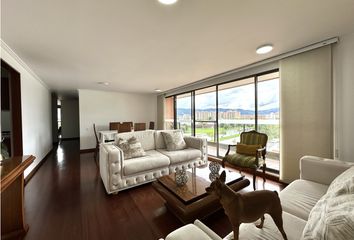 Apartamento en  Portales Del Norte, Bogotá